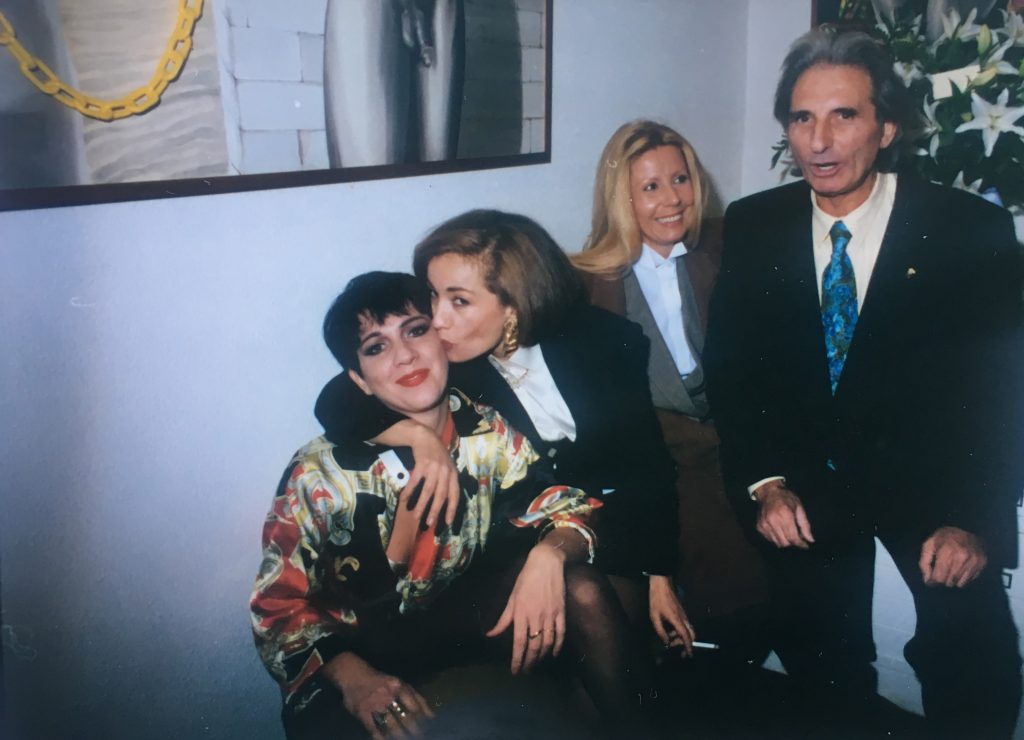 Con Carla Delia Piscitelli all'inaugurazione di "Strade, bivi e deviazioni" 1993